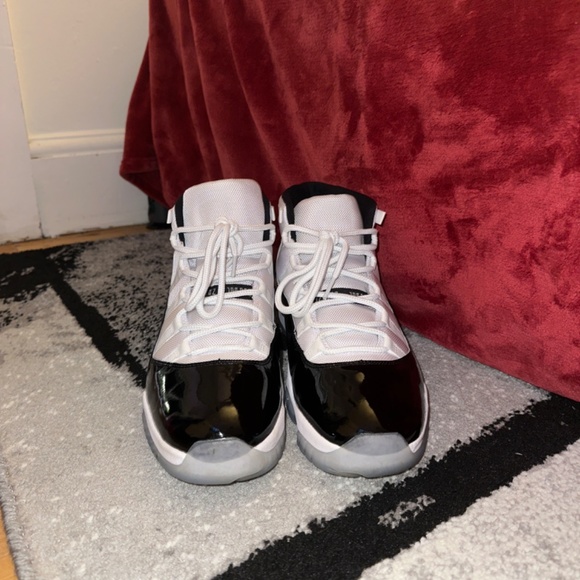 Jordan 11 Concord main image 9